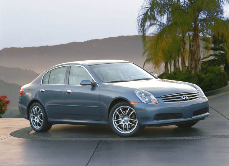 2005 Infiniti G35 Sedan Picture